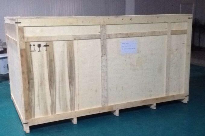 Etiketovací stroj na fľaše z hliníkovej zliatiny Opp pre okrúhle fľaše, priemyselný etiketovací stroj