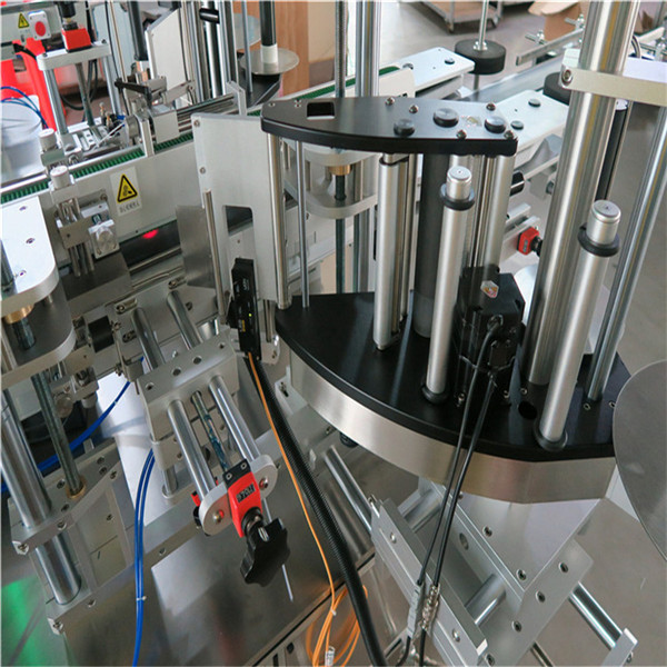 Samolepiaca samolepka na prispôsobenie oválneho štítku na fľašu