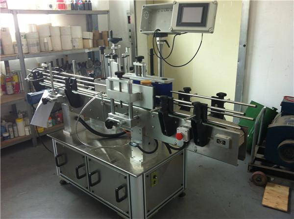 Aplikátor nálepiek na štítky s rýchlosťou 45 m / min. Pre fľaše Sqaure / Round / Flat