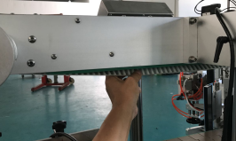 up-press mechanizmus horných fliaš automatický stroj na označovanie fliaš s certifikátom CE