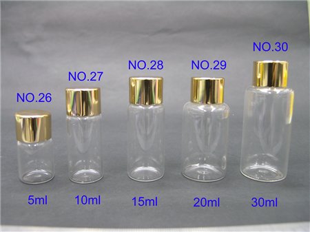 Štítkovač na štítky s injekčnými liekovkami, gélové laky a laky na nechty