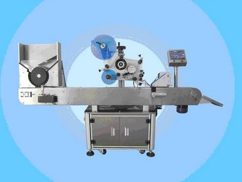 Čína stroj na automatické značenie liekoviek na nechty s nálepkou na štítky pre dodávateľa kozmetiky