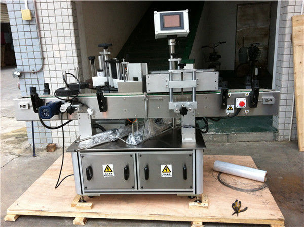 Stroj na označovanie štítkov na okrúhle fľaše s ovocnou / zeleninovou šťavou pre nápojový priemysel