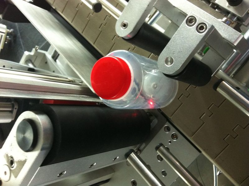 Čína nápojový priemysel štítok štítok štítok stroj elektrický typ dodávateľa