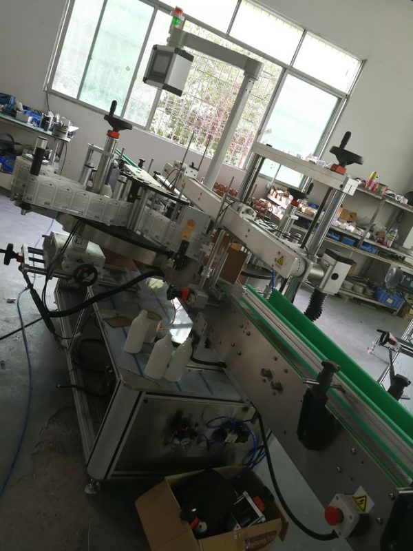 Samolepiaci štítkovací štítkovací stroj predná a zadná strana, aplikátor štítkov na fľaše